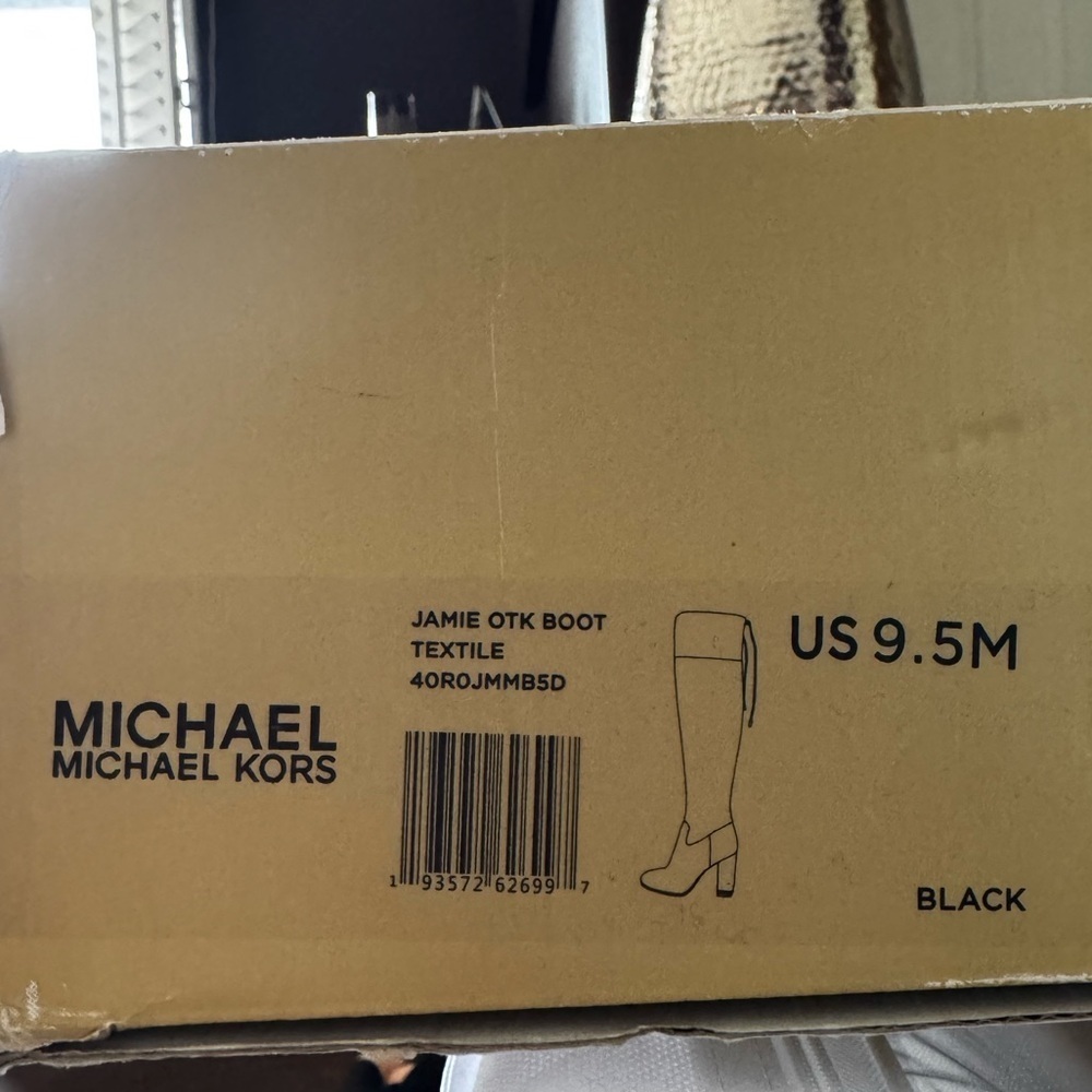 Michael Kors Black over the knee velour Heeled Boots Sleek Silhouette - Picture 7 of 13